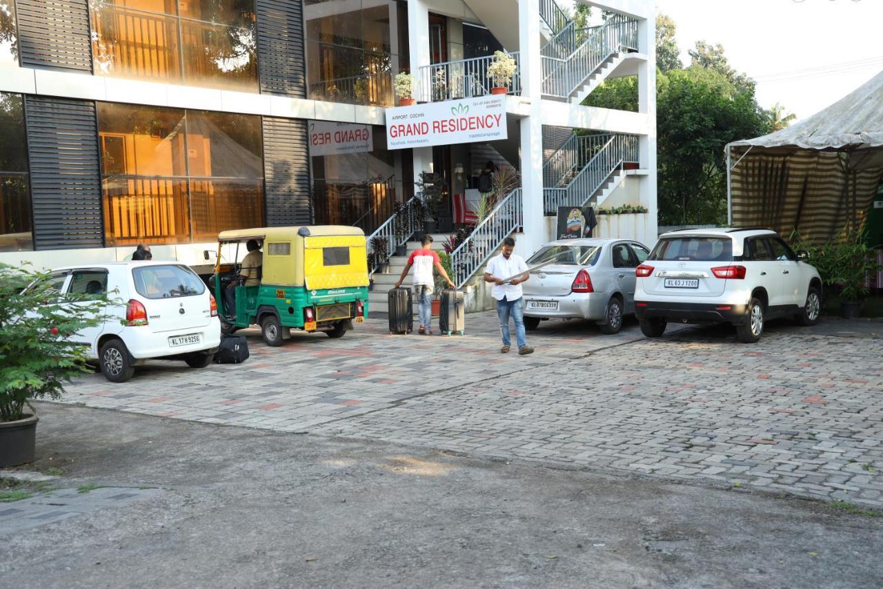 Airport Cochin Grand Residency , Nedumbassery Angamali Exterior foto