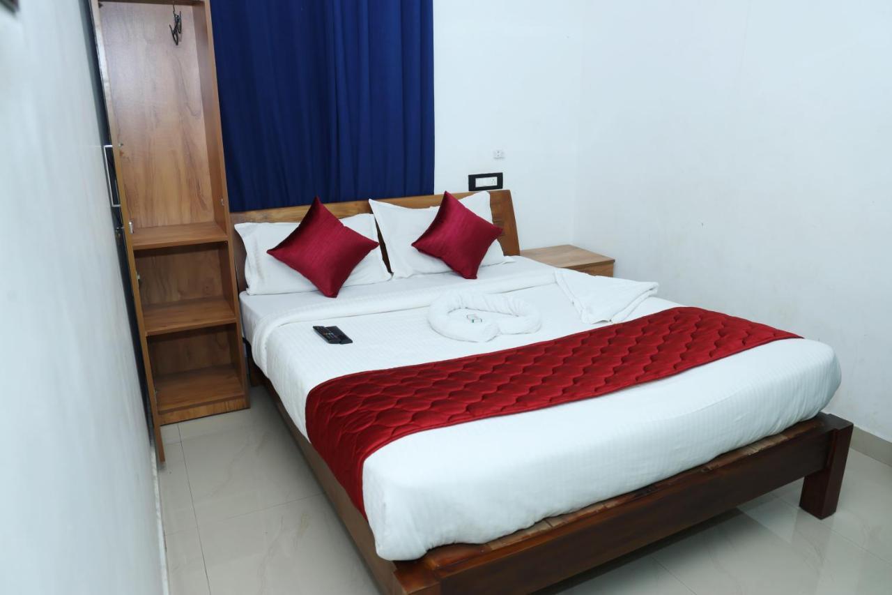 Airport Cochin Grand Residency , Nedumbassery Angamali Exterior foto