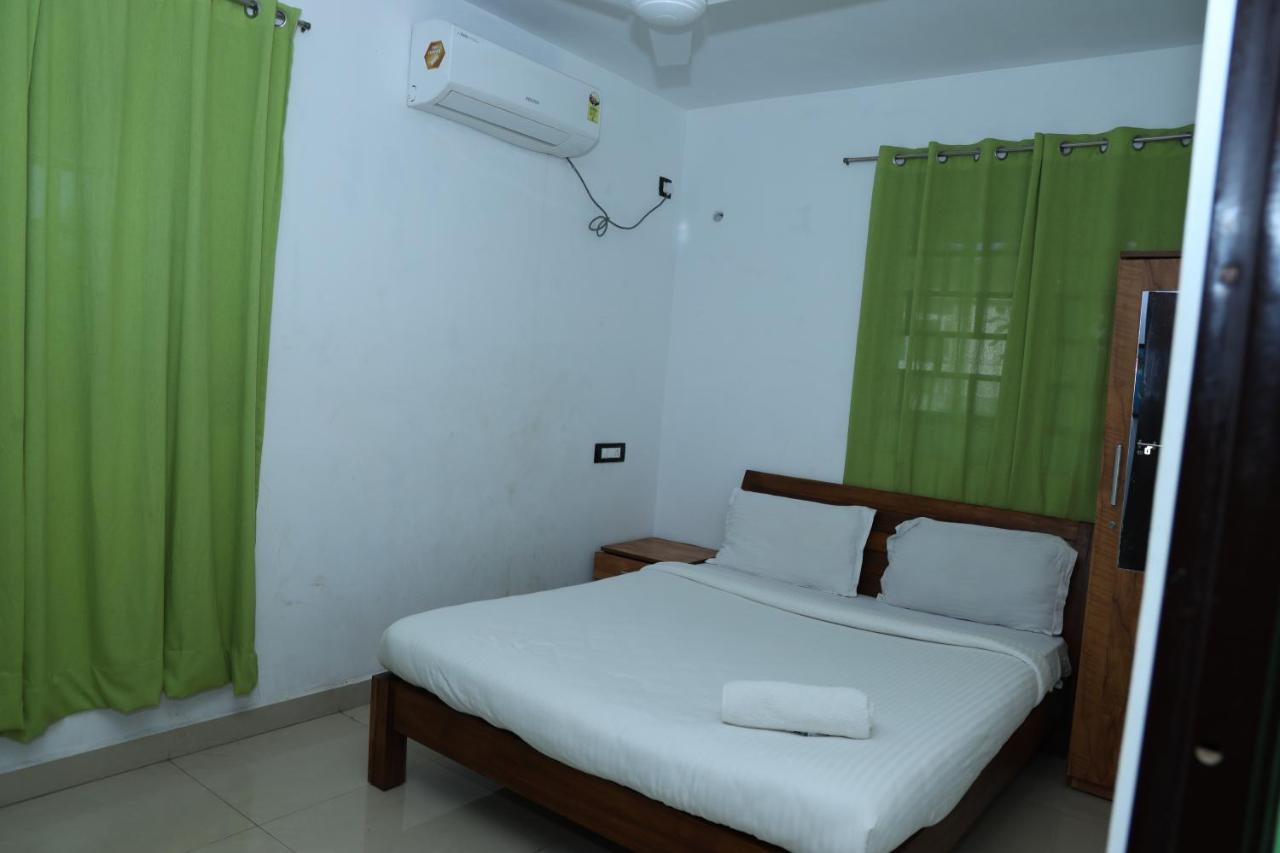 Airport Cochin Grand Residency , Nedumbassery Angamali Exterior foto